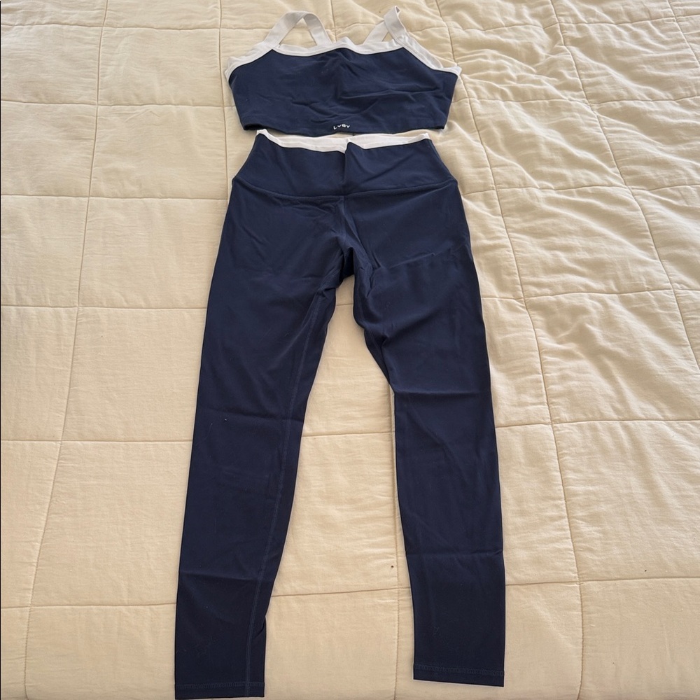 Women's Medium Navy Blue Activewear Set LVBY